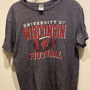 Mens Wisconsin football tee